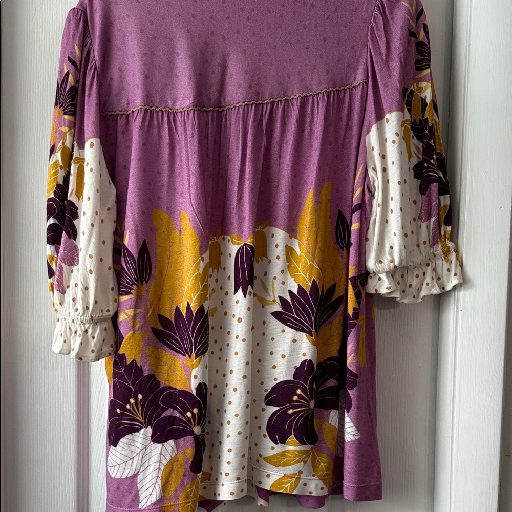 Anthropologie Bl^nk Purple Floral Women's Top size M - Picture 4 of 5